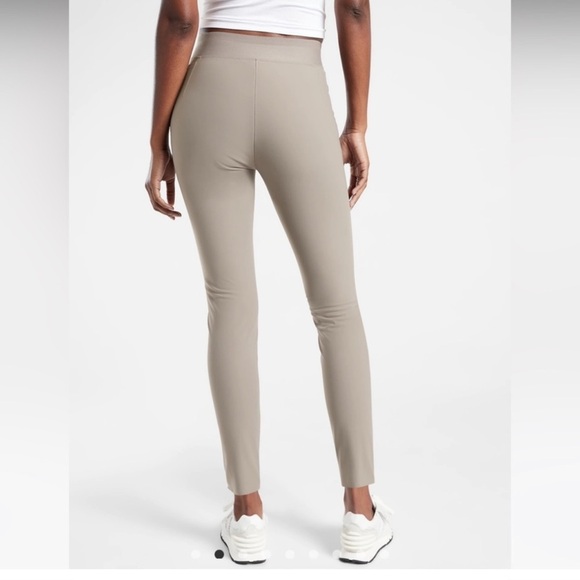 NEW Athleta Stellar Tight Legging W2. - Picture 5 of 16